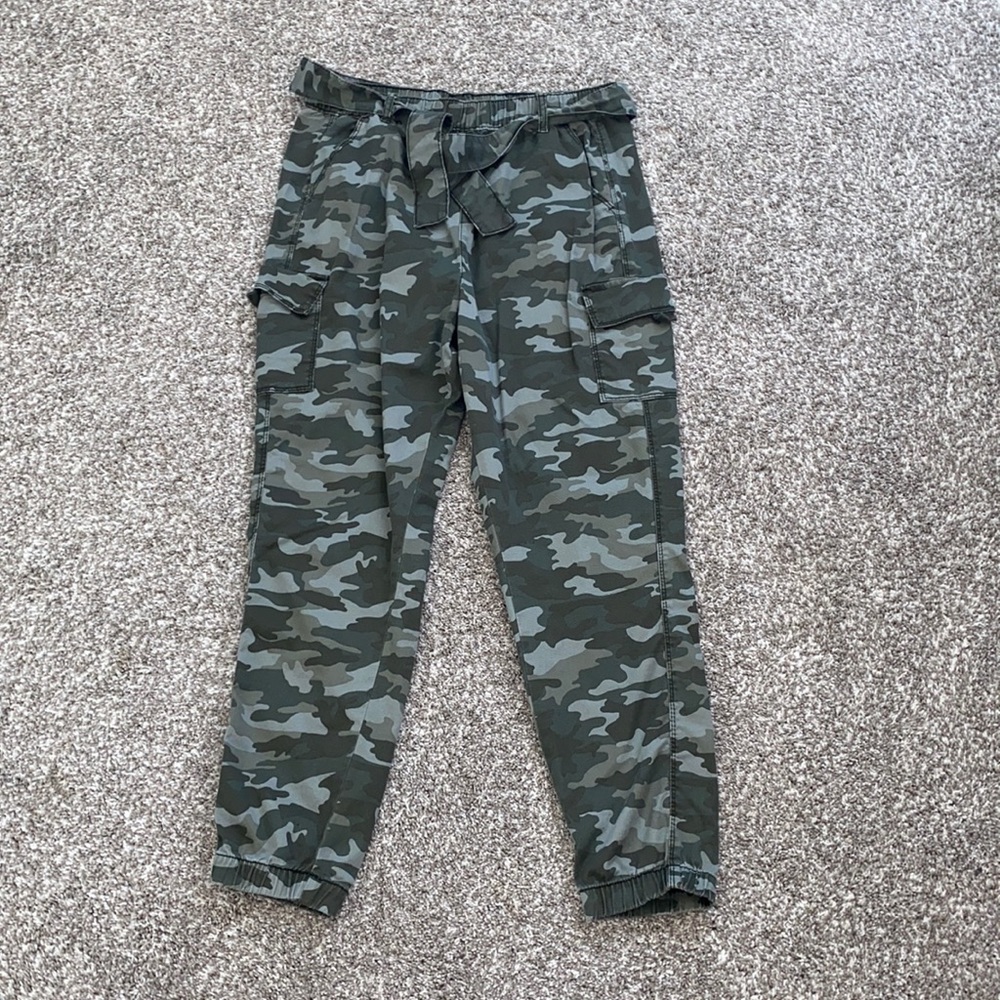 Camo Cargo Pants Size 20Plus (Girls)